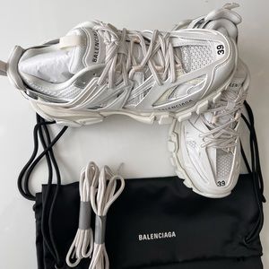 New AUTHENTIC Balenciaga Track Sneakers.